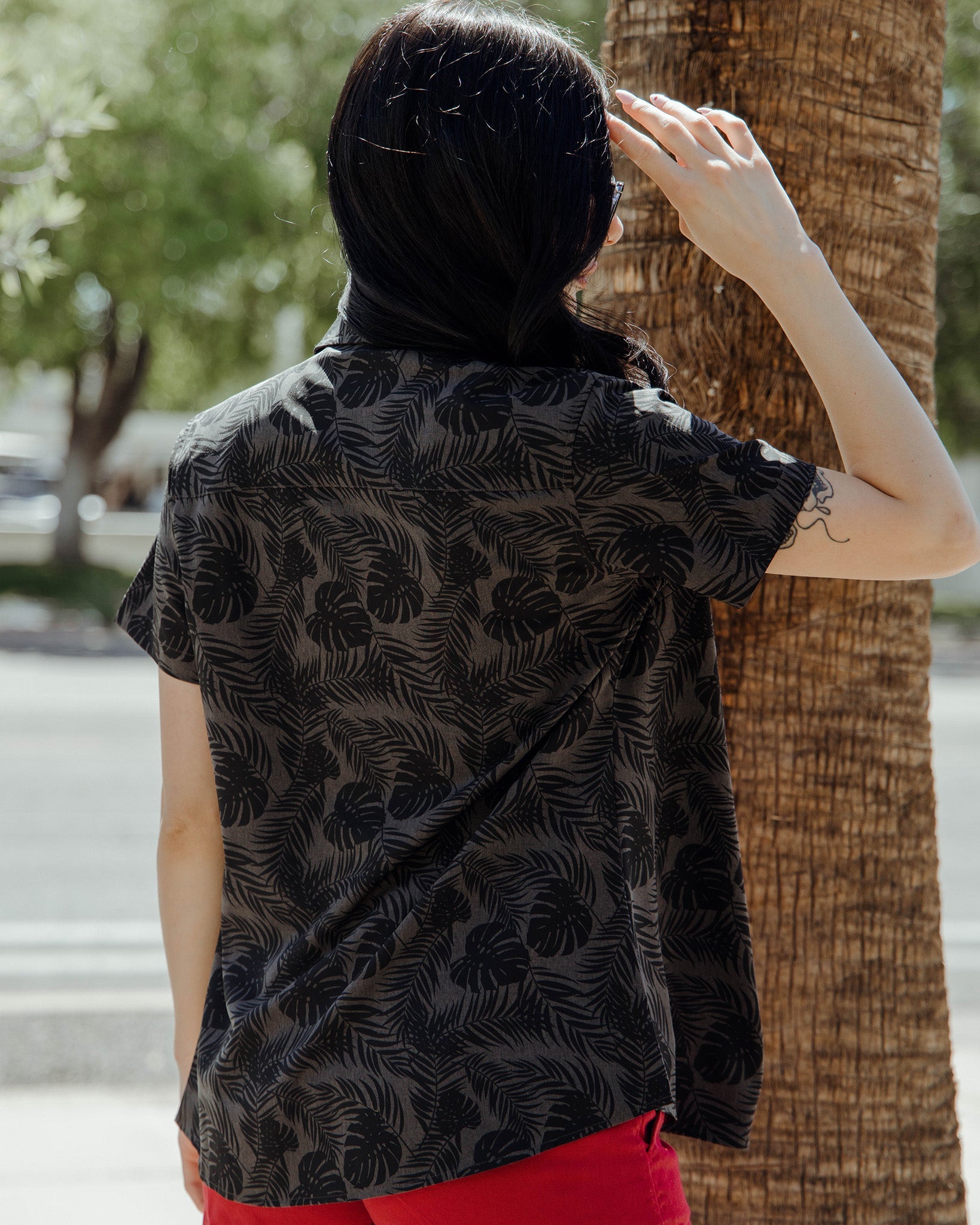 Women's Corcovado Camo Party Shirt - Black & Gray