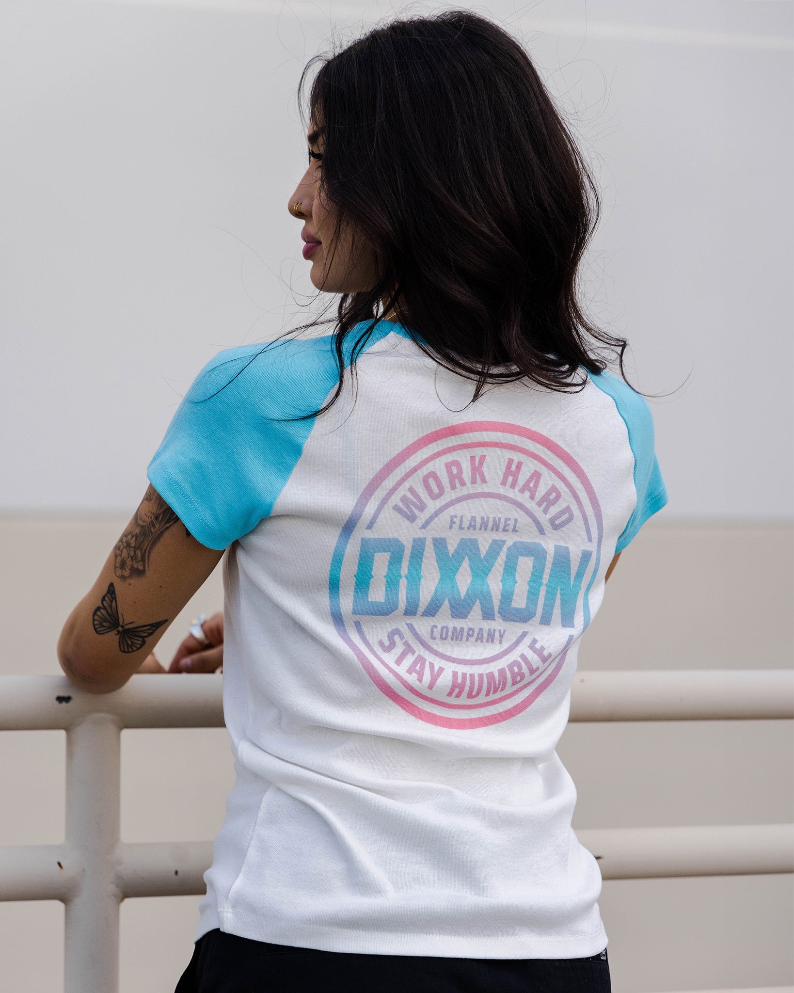 Women's Pink & Teal Nuevo Corpo Raglan Short Sleeve - Tiffany & White
