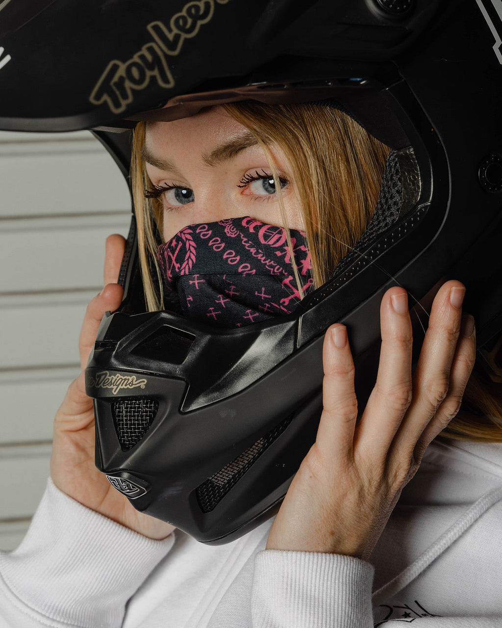 Bandana Neck Gaiter - Black & Pink