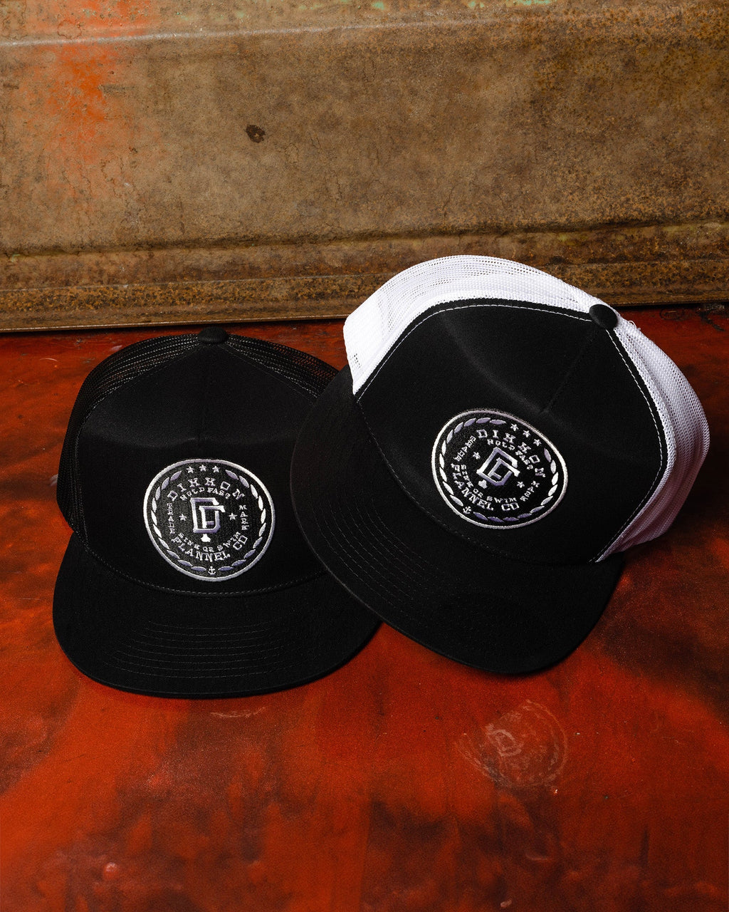 Class Flat Bill Trucker Snapback - Black & White