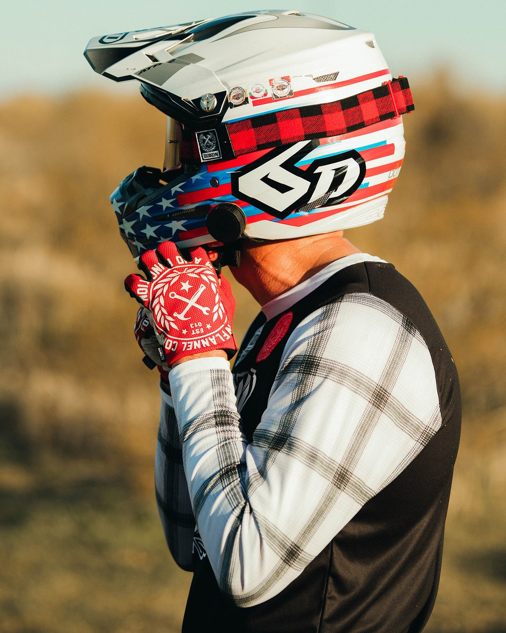 Contender PRO MX Goggles - Red Plaid / Silver Mirror Lens
