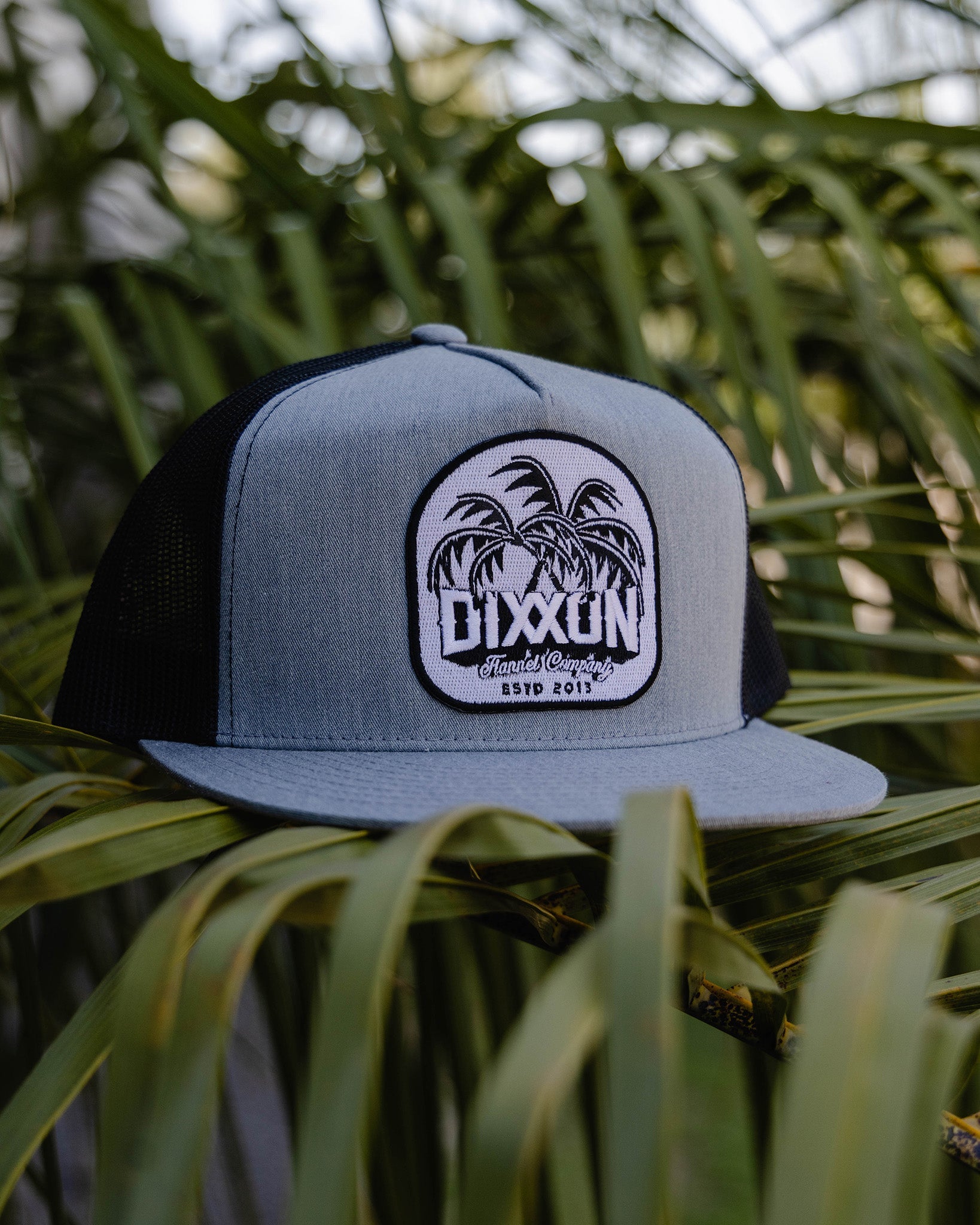 Dueling Palms Flat Bill Trucker Snapback- White & Black