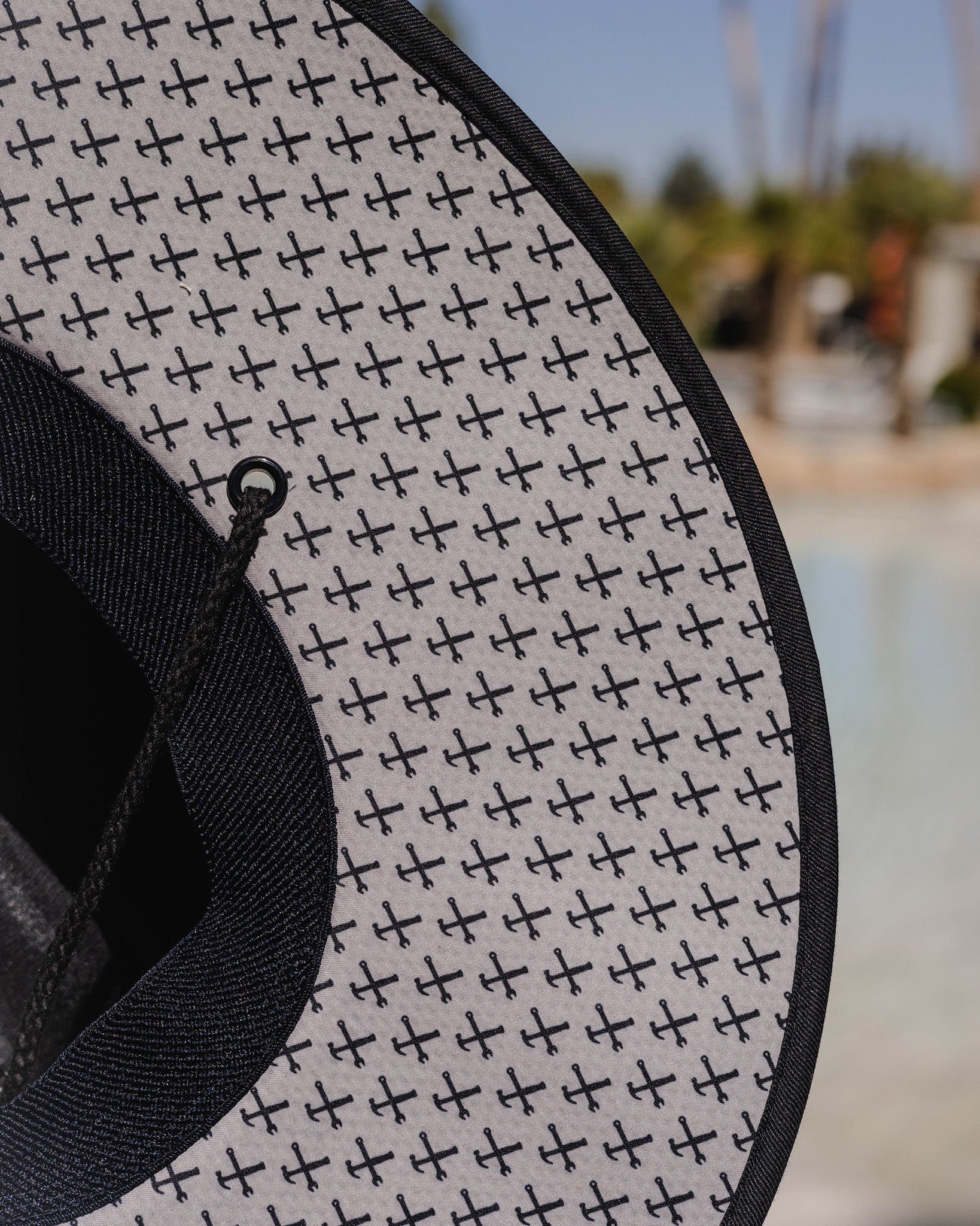 Executive Straw Sun Hat - Black & Gray