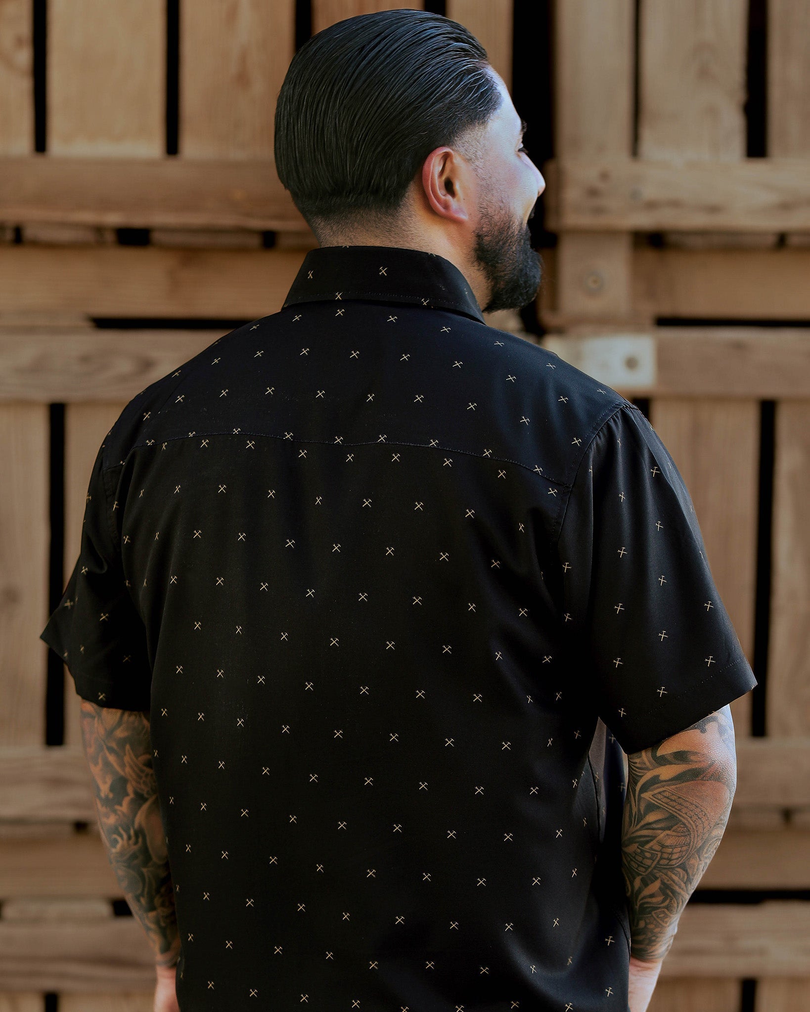 Finney Party Shirt - Black & Gold