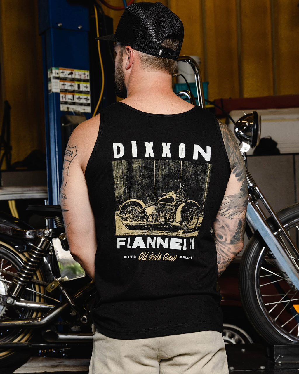 Gold Barn Find Tank - Black