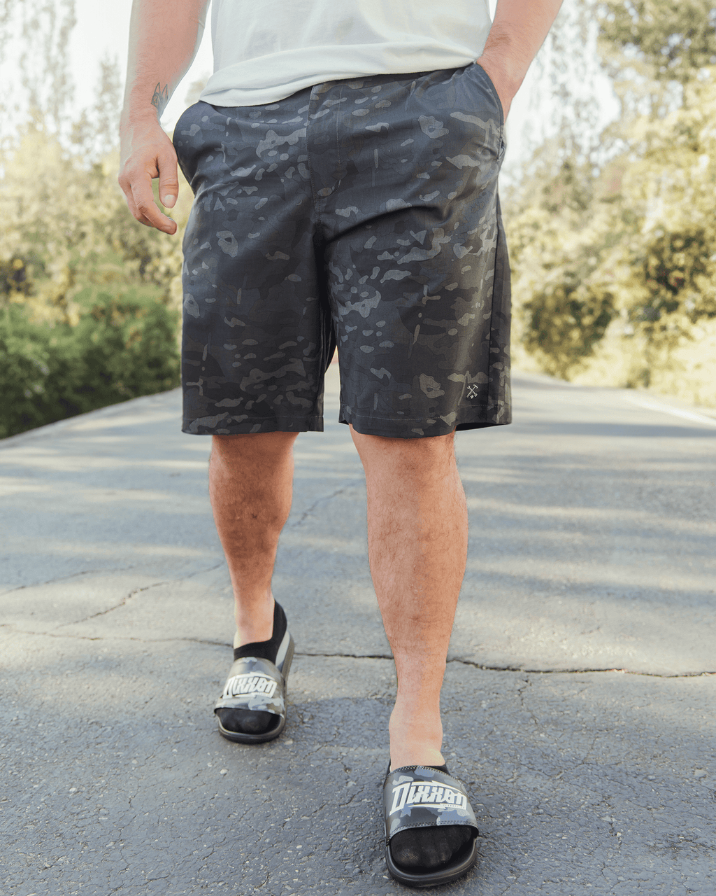 Hybrid Shorts - Black Camo