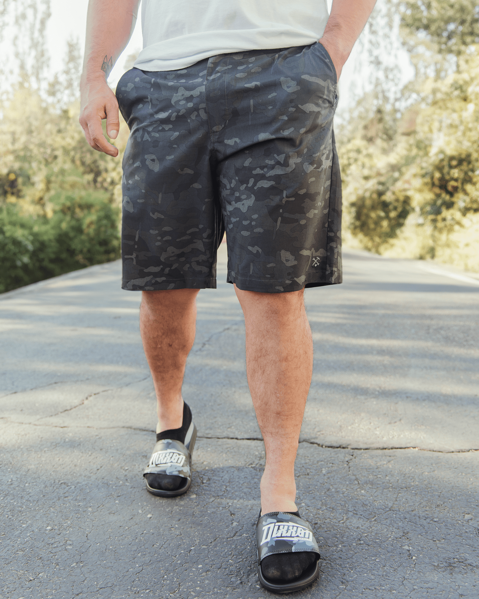 Hybrid Shorts - Black Camo
