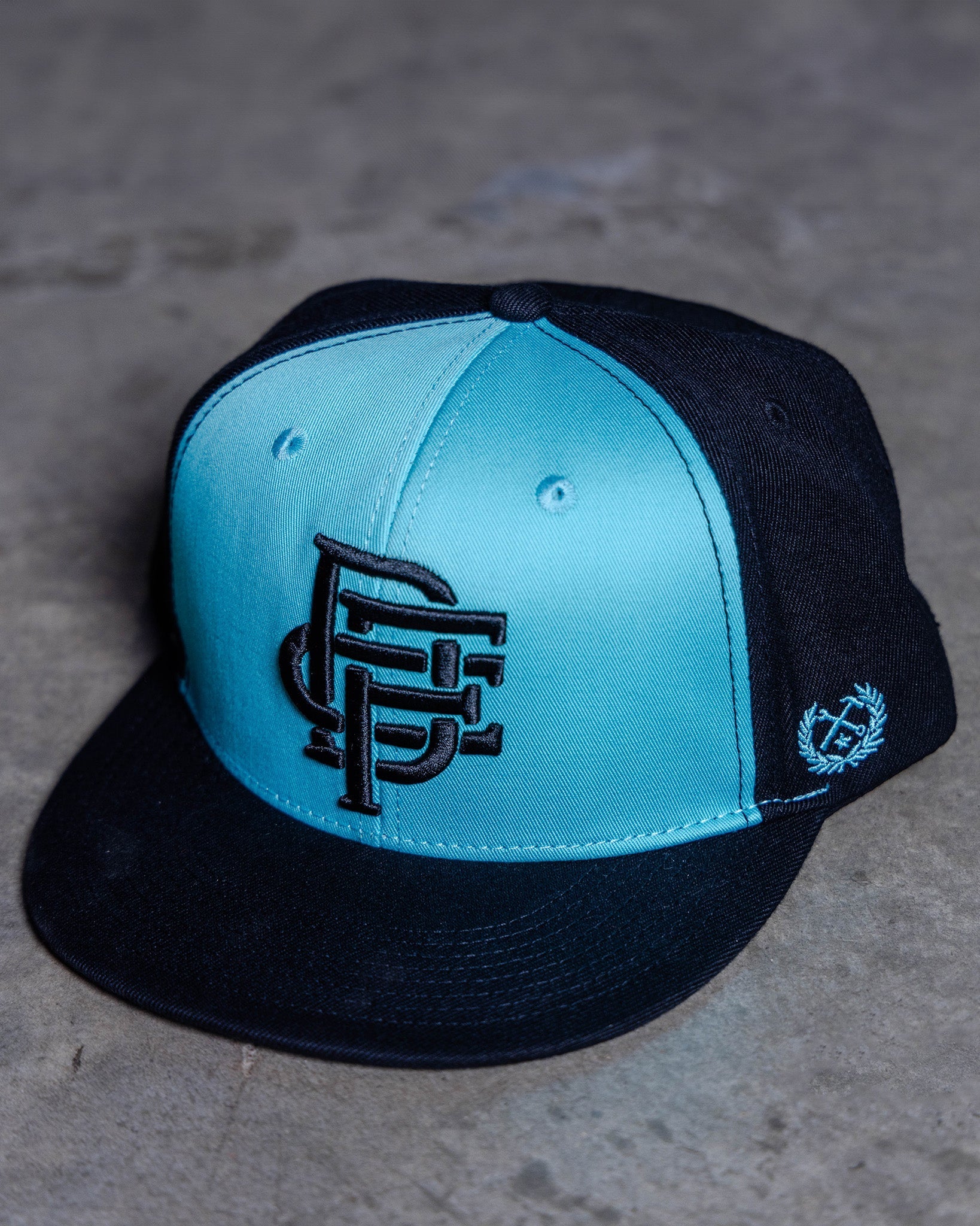 Icon Flat Bill Snapback