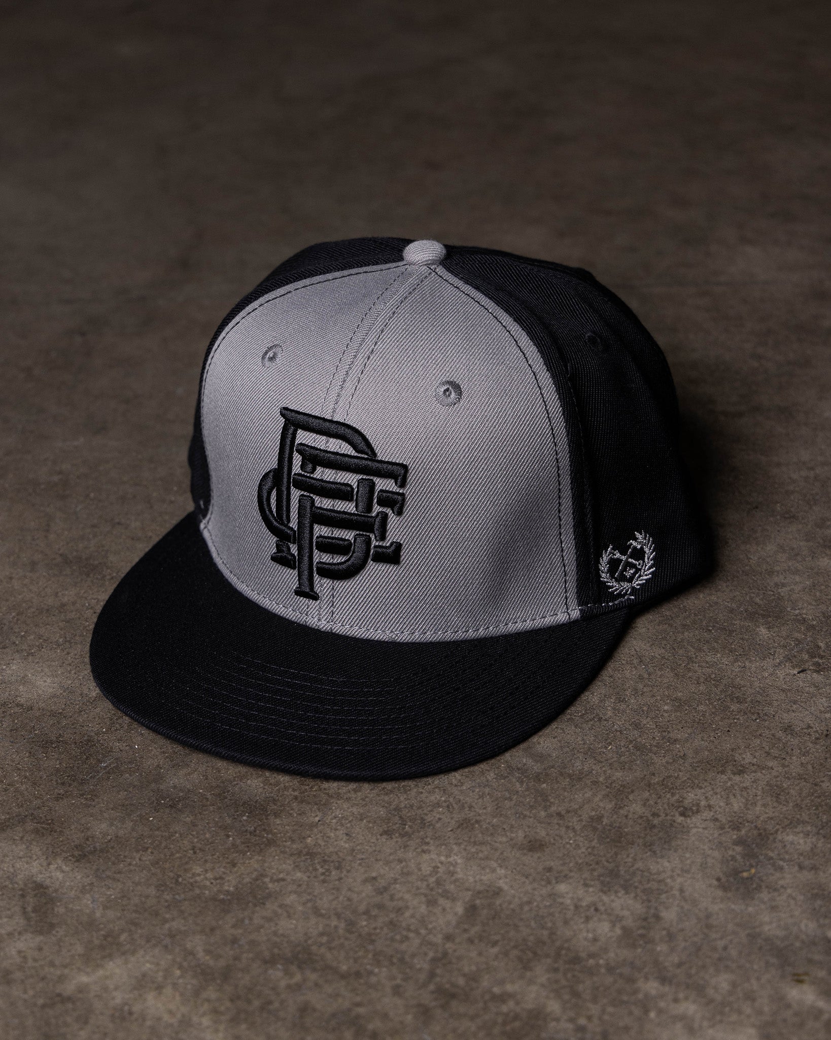 Icon Flat Bill Snapback