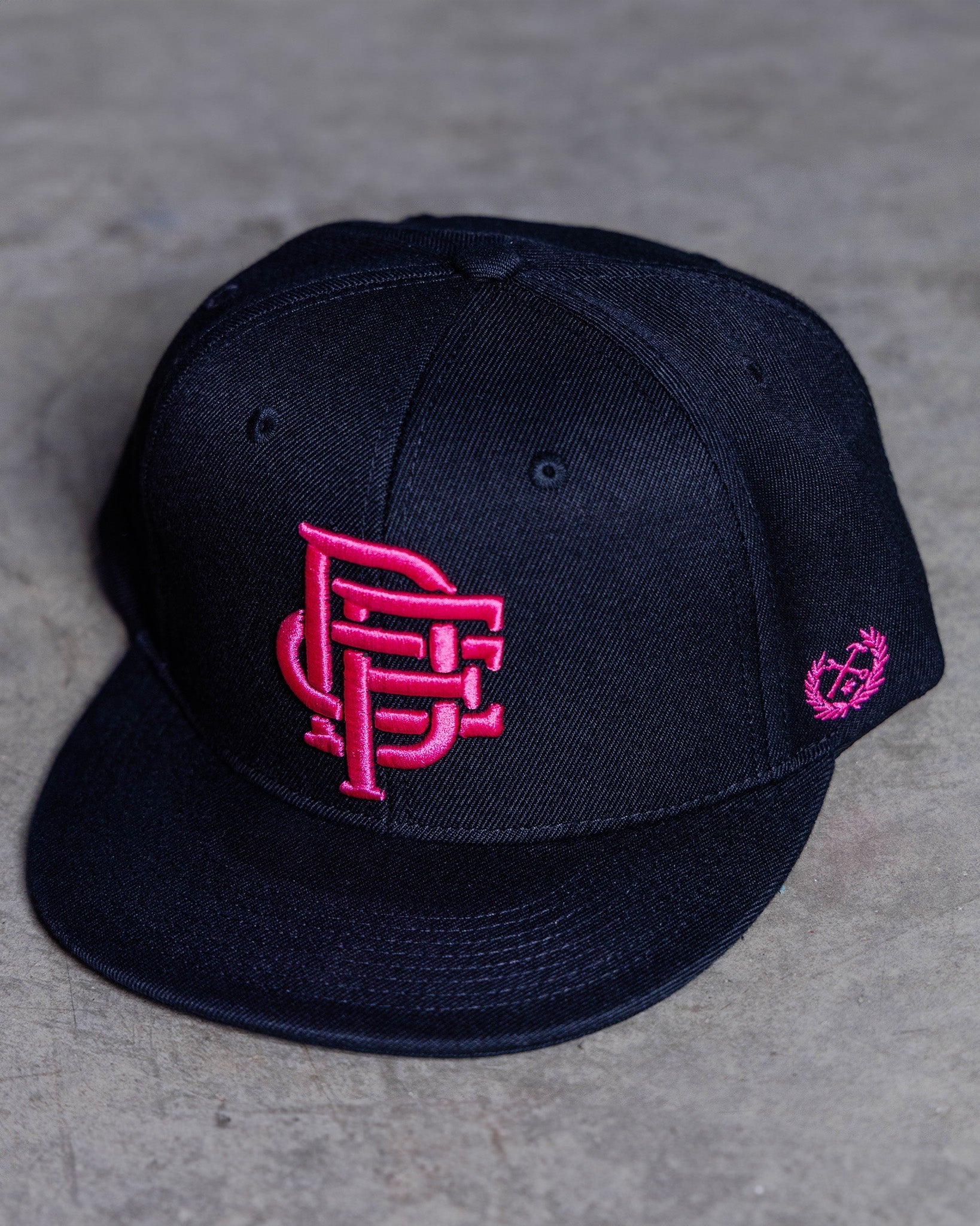 Icon Flat Bill Snapback