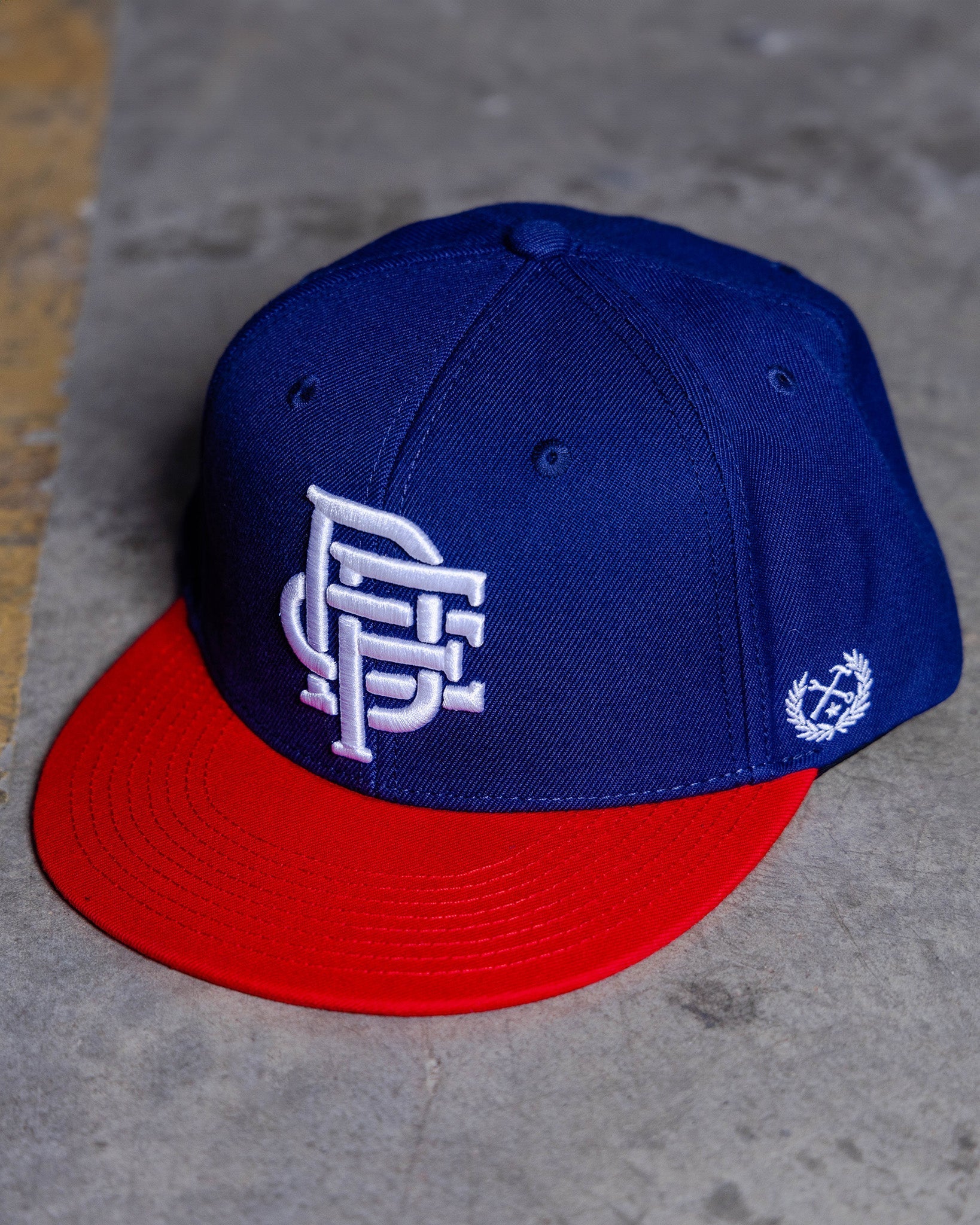 Icon Flat Bill Snapback