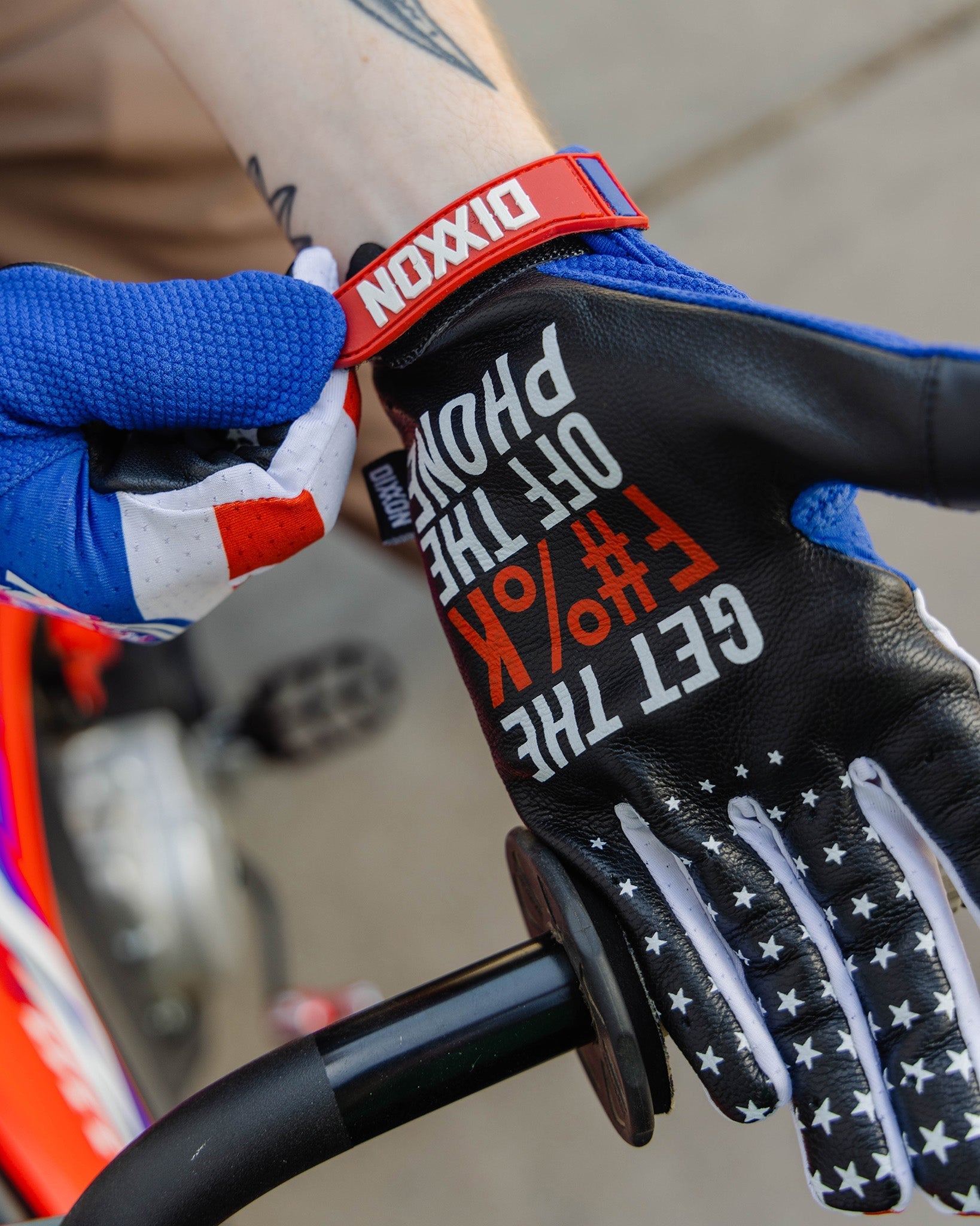 No Apologies Moto Gloves