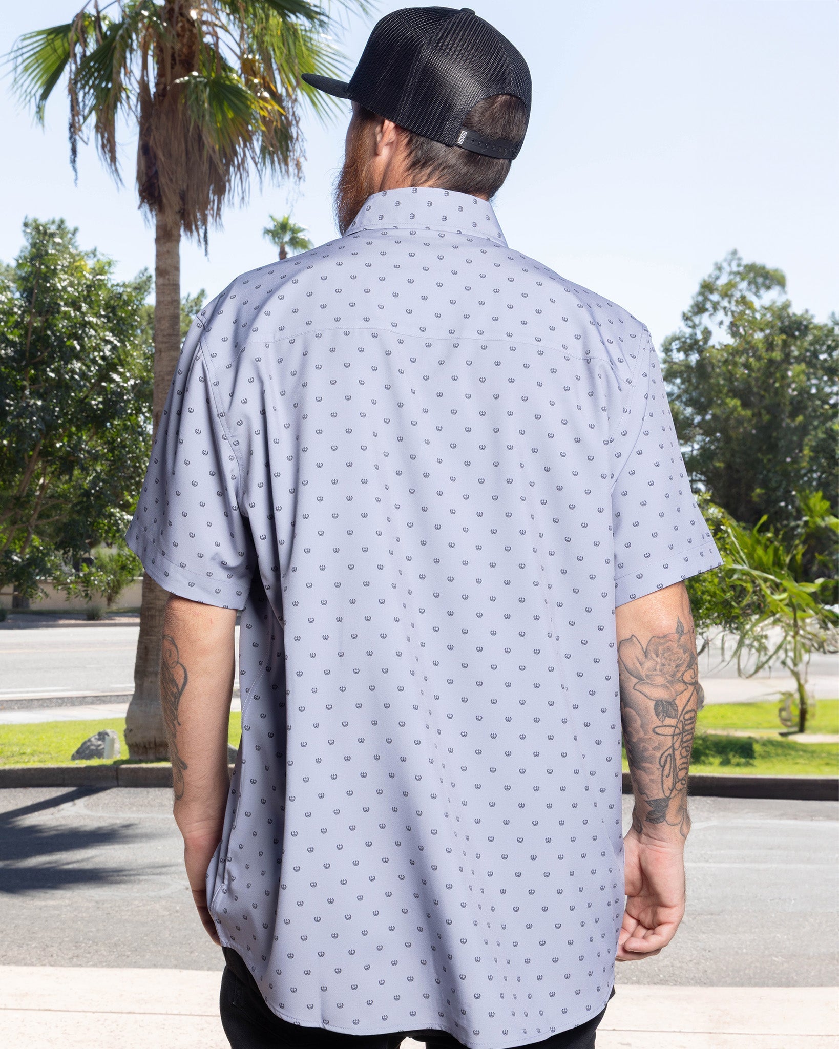 Salty Crest Party Shirt - Gray & Black