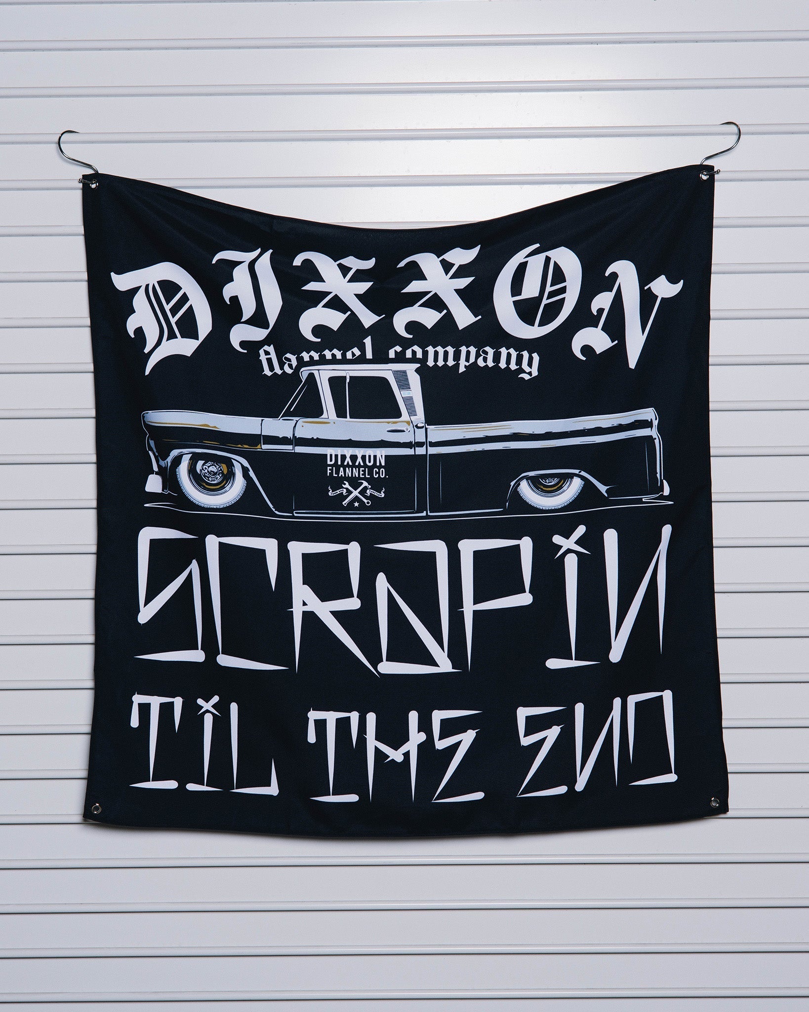 Scrapin' Garage Banner - 36" x 36"