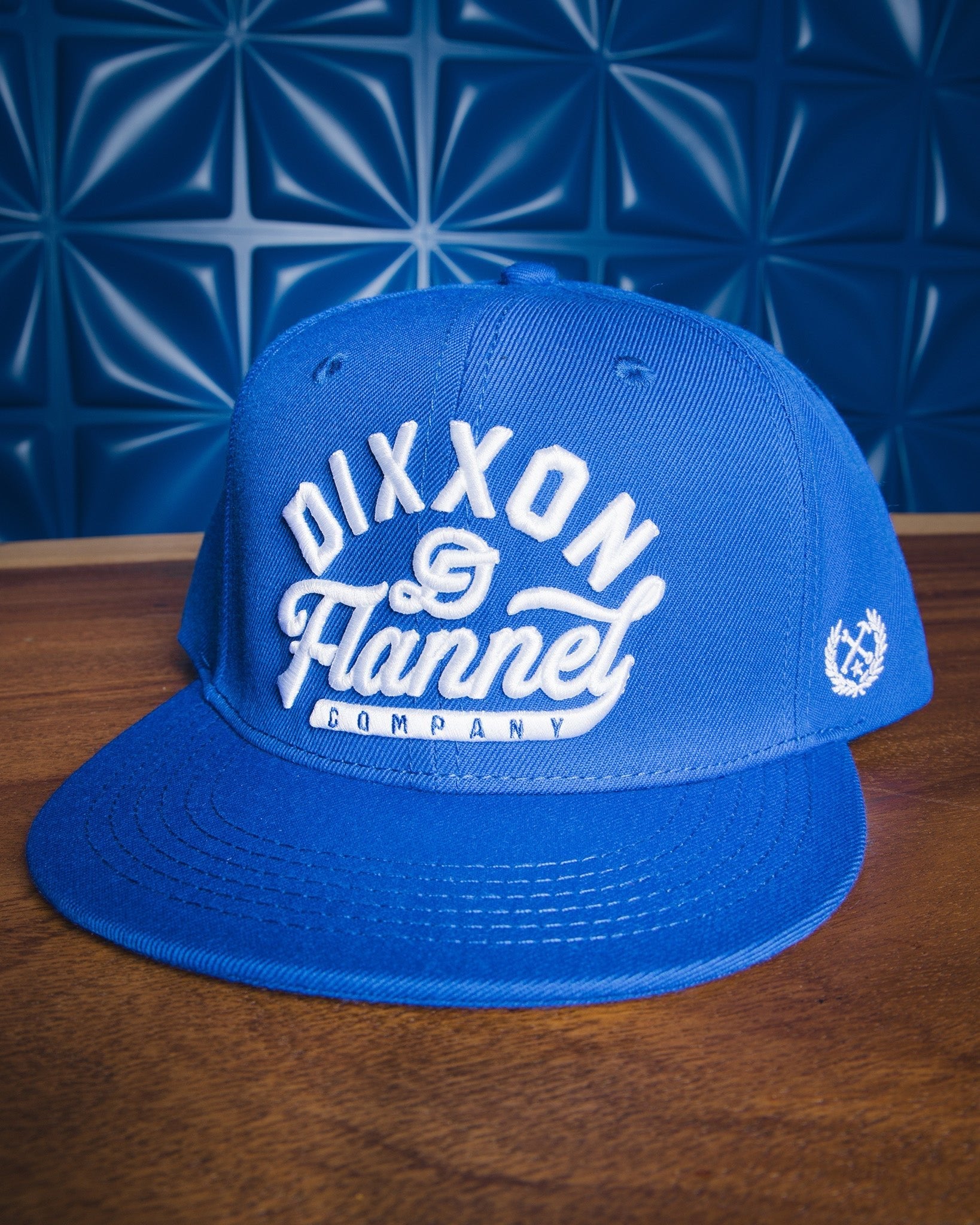 Script Flat Bill Snapback - Blue