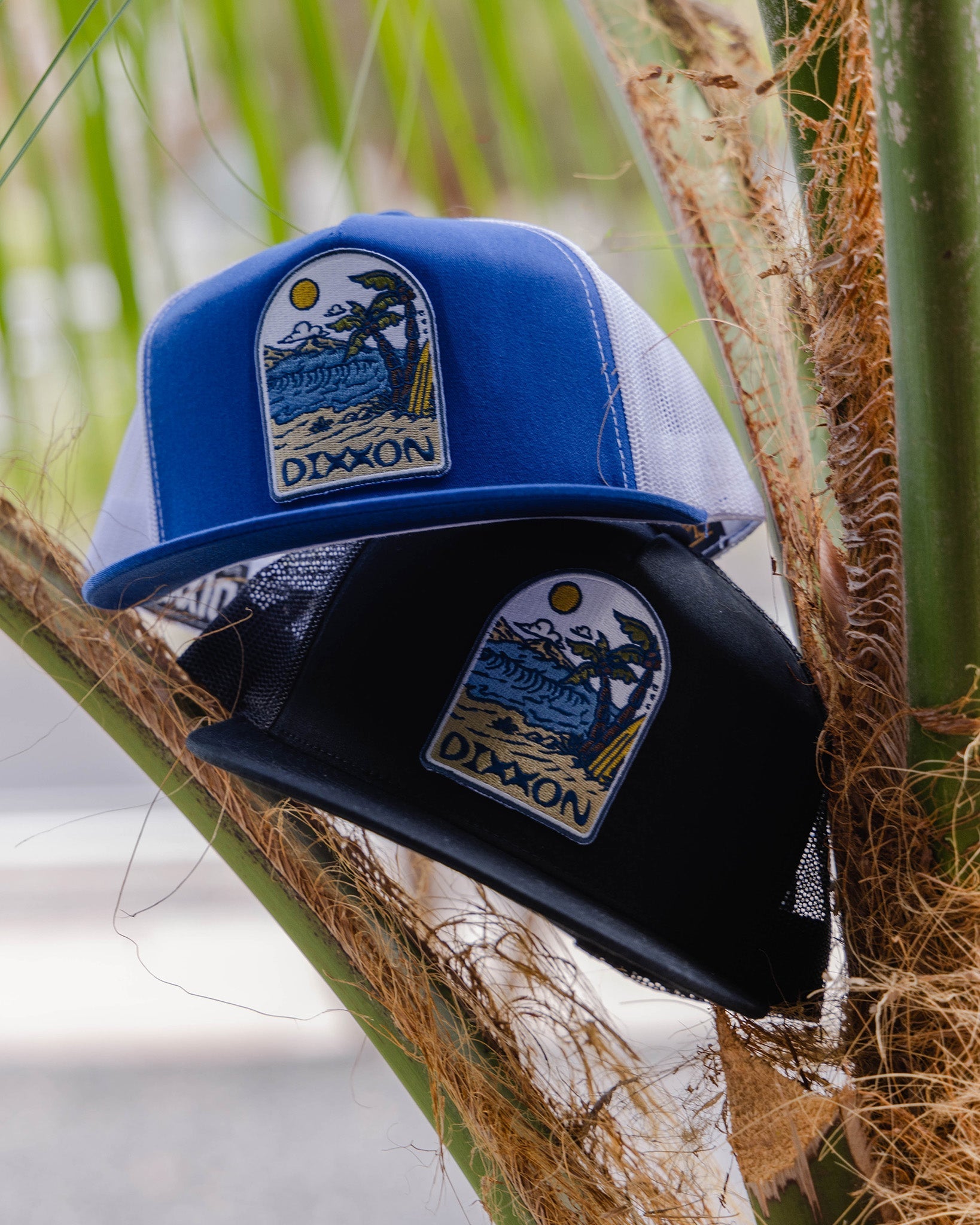 Seaside Flat Bill Trucker Snapback - Blue & Tan