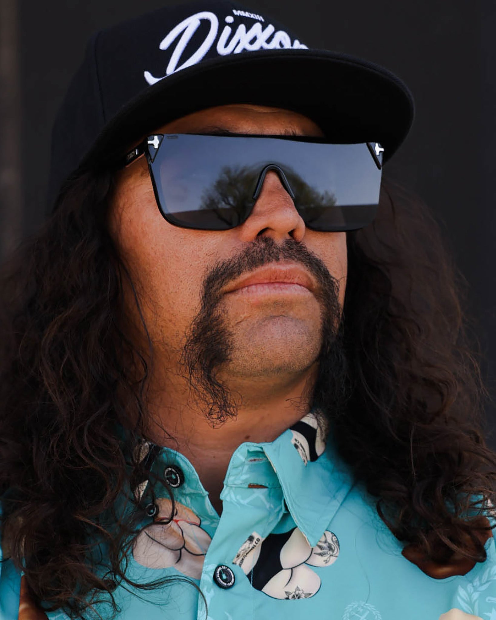 Vega Sunglasses - Black & Gray