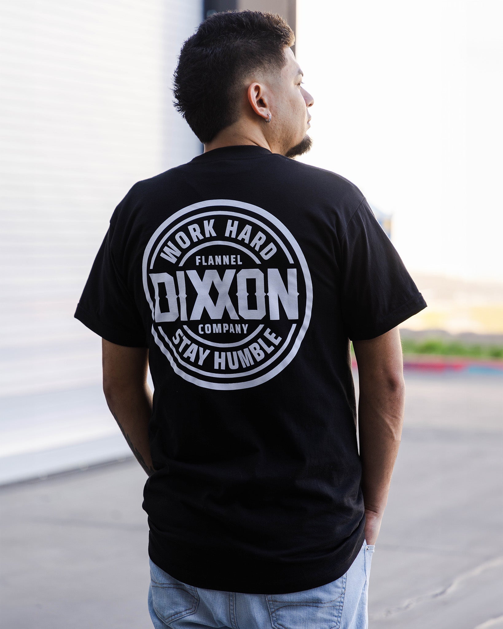 White Nuevo Corpo T-Shirt - Black