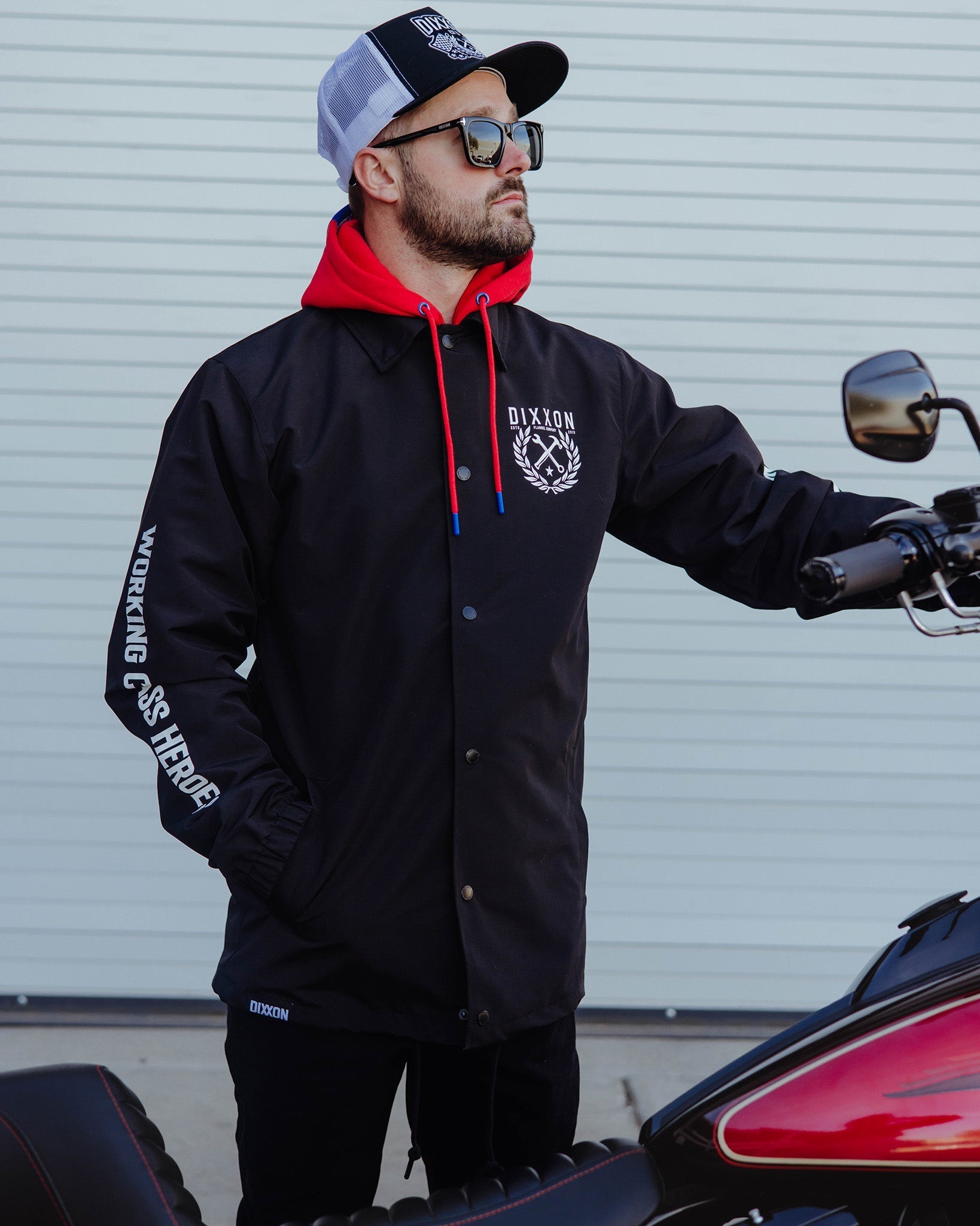 White Tradition Badge Coaches Jacket - Black