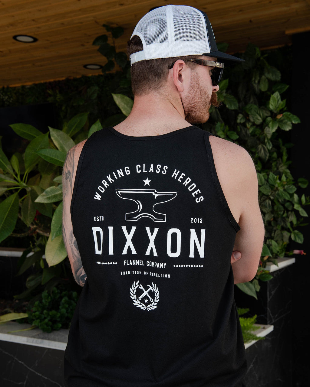 White Tradition Badge Tank - Black