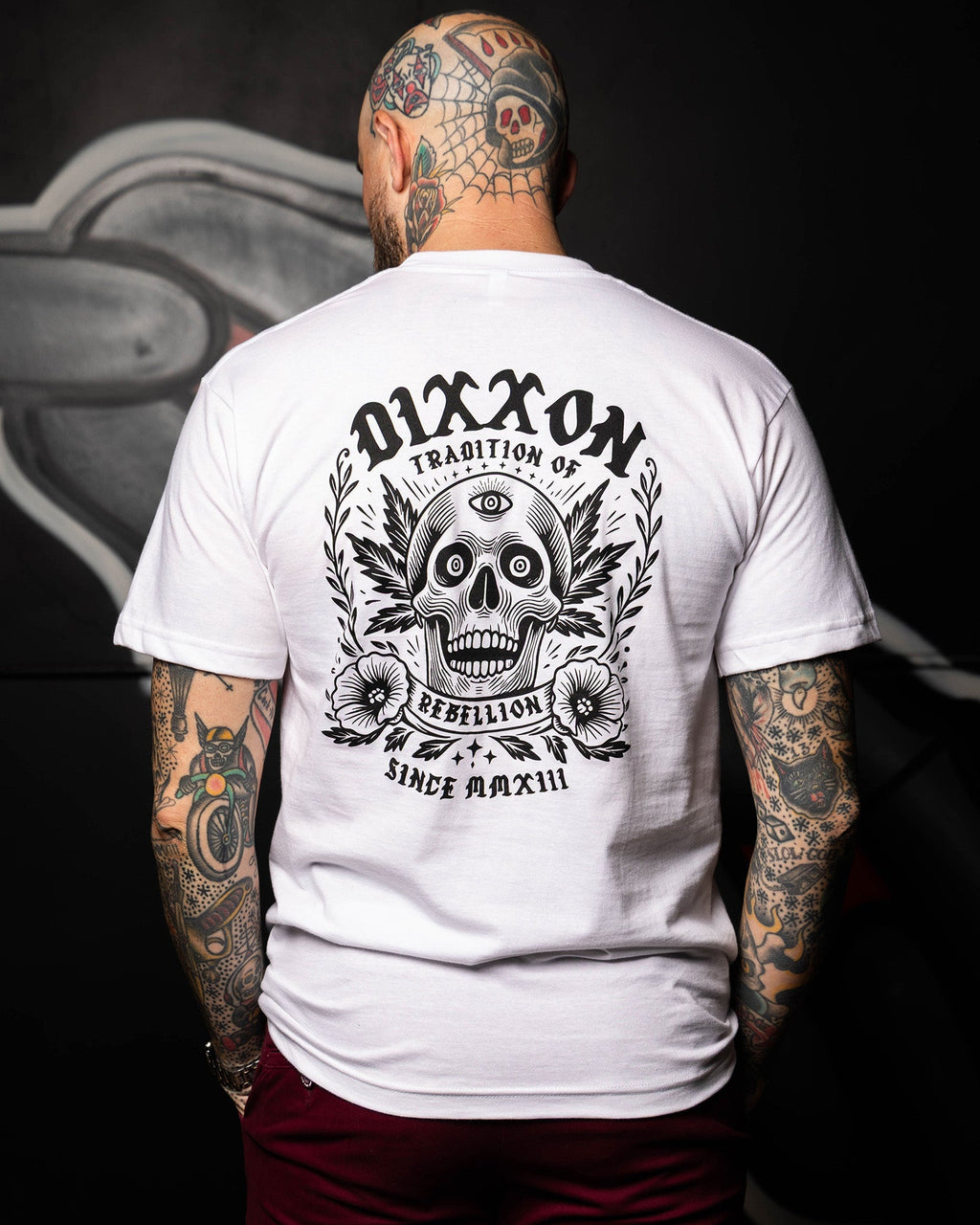 White Wormwood T-Shirt- Black