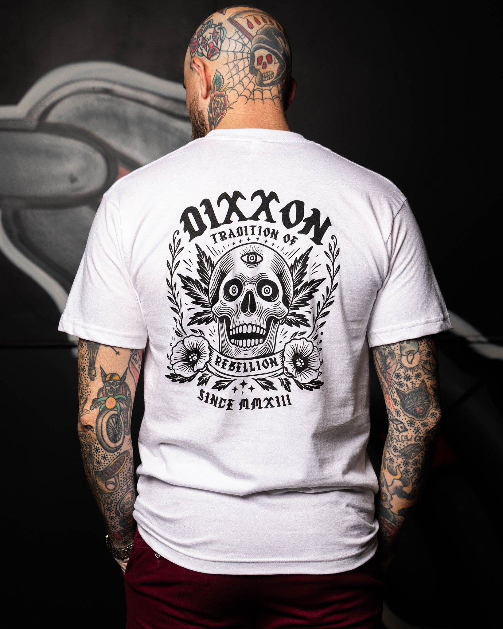 White Wormwood T-Shirt- Black