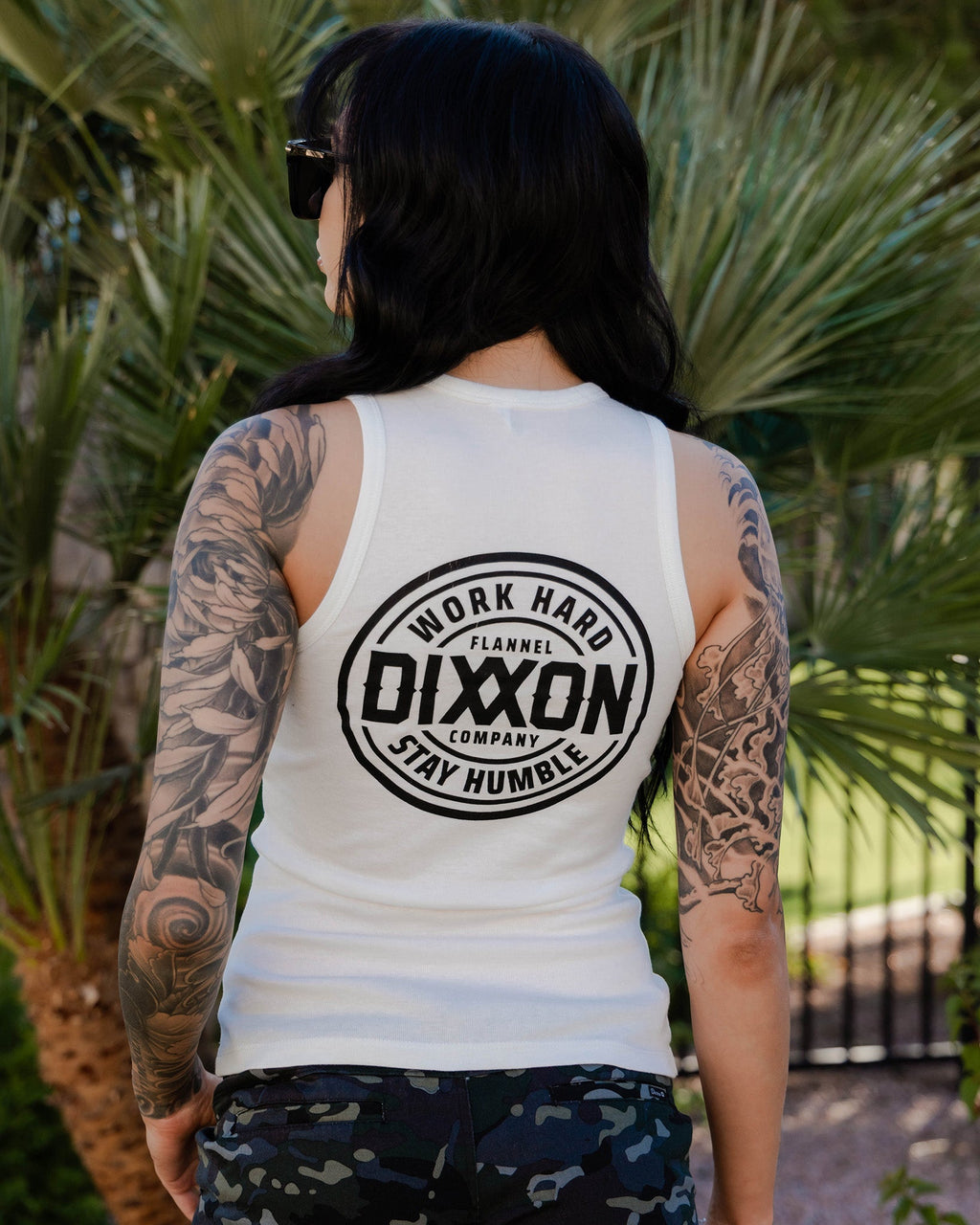 Women's Black Nuevo Corpo Fitted Tank - White