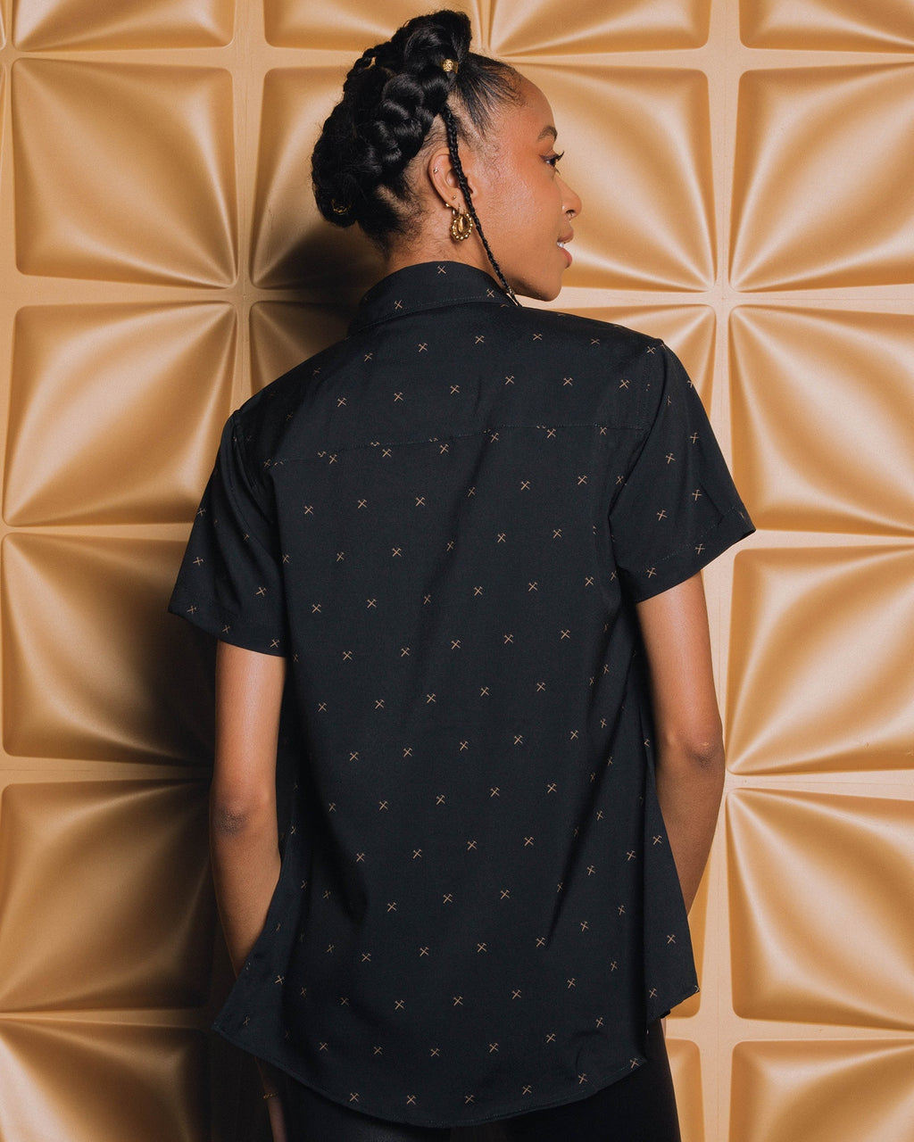 Women's Finney Party Shirt - Black & Gold