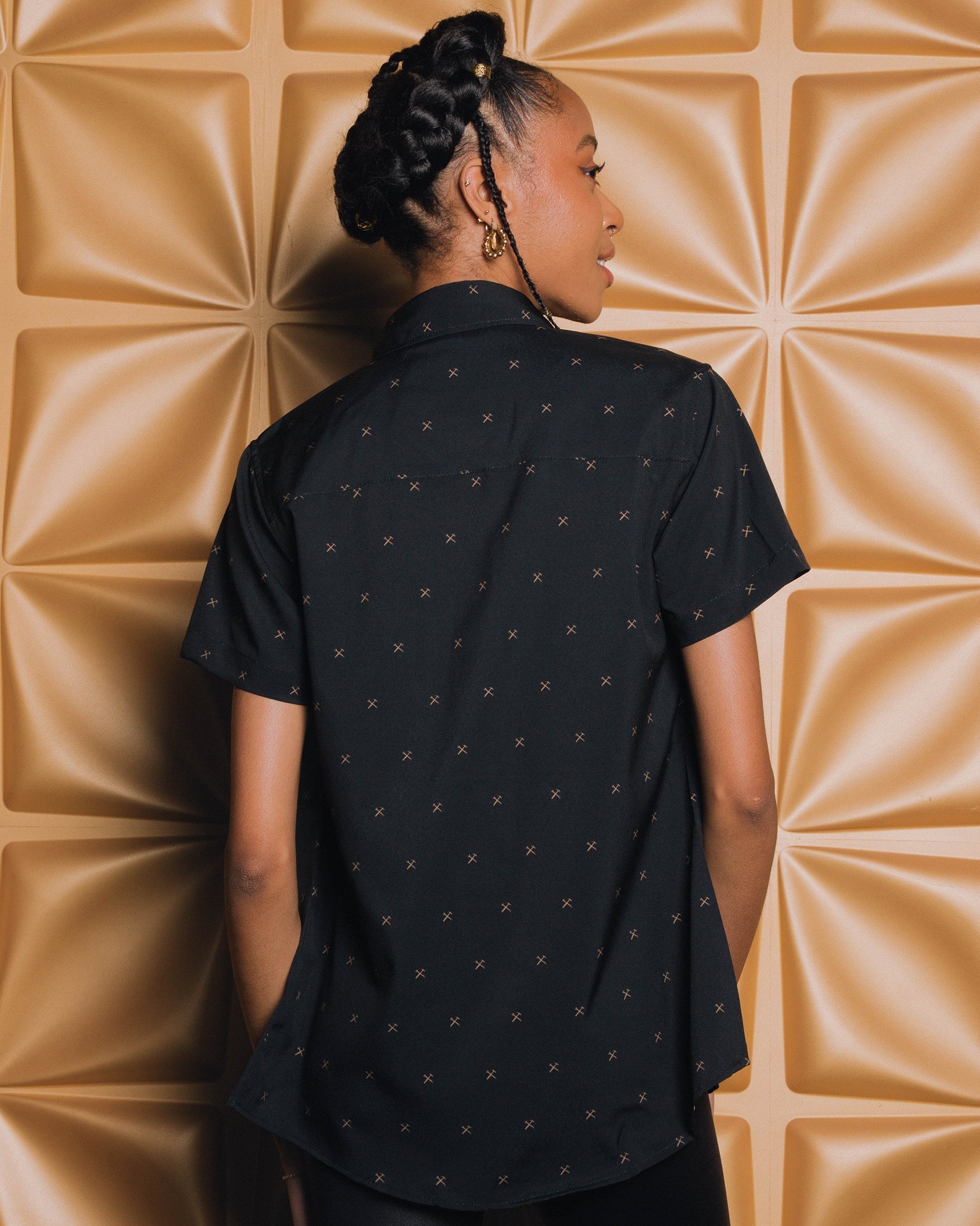 Women's Finney Party Shirt - Black & Gold