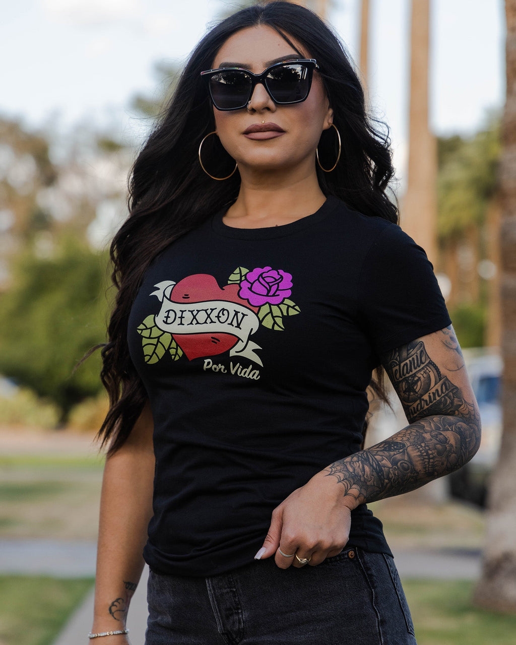 Women's Por Vida Black Fitted Tee- Black