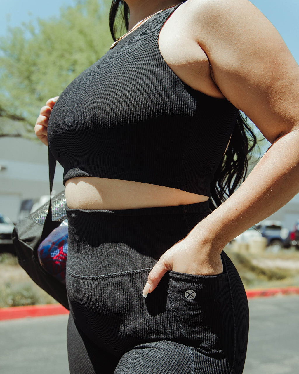 Women's Ribbed Crop Top - Black