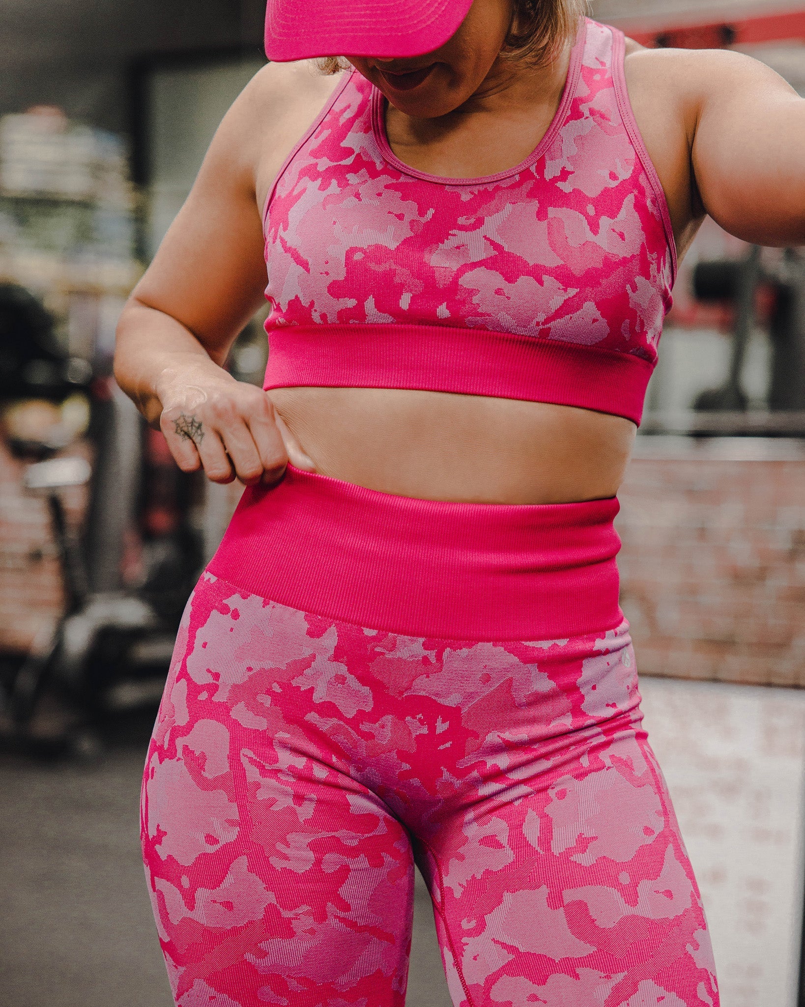 Women's Seamless Sports Bra - Pink Camo