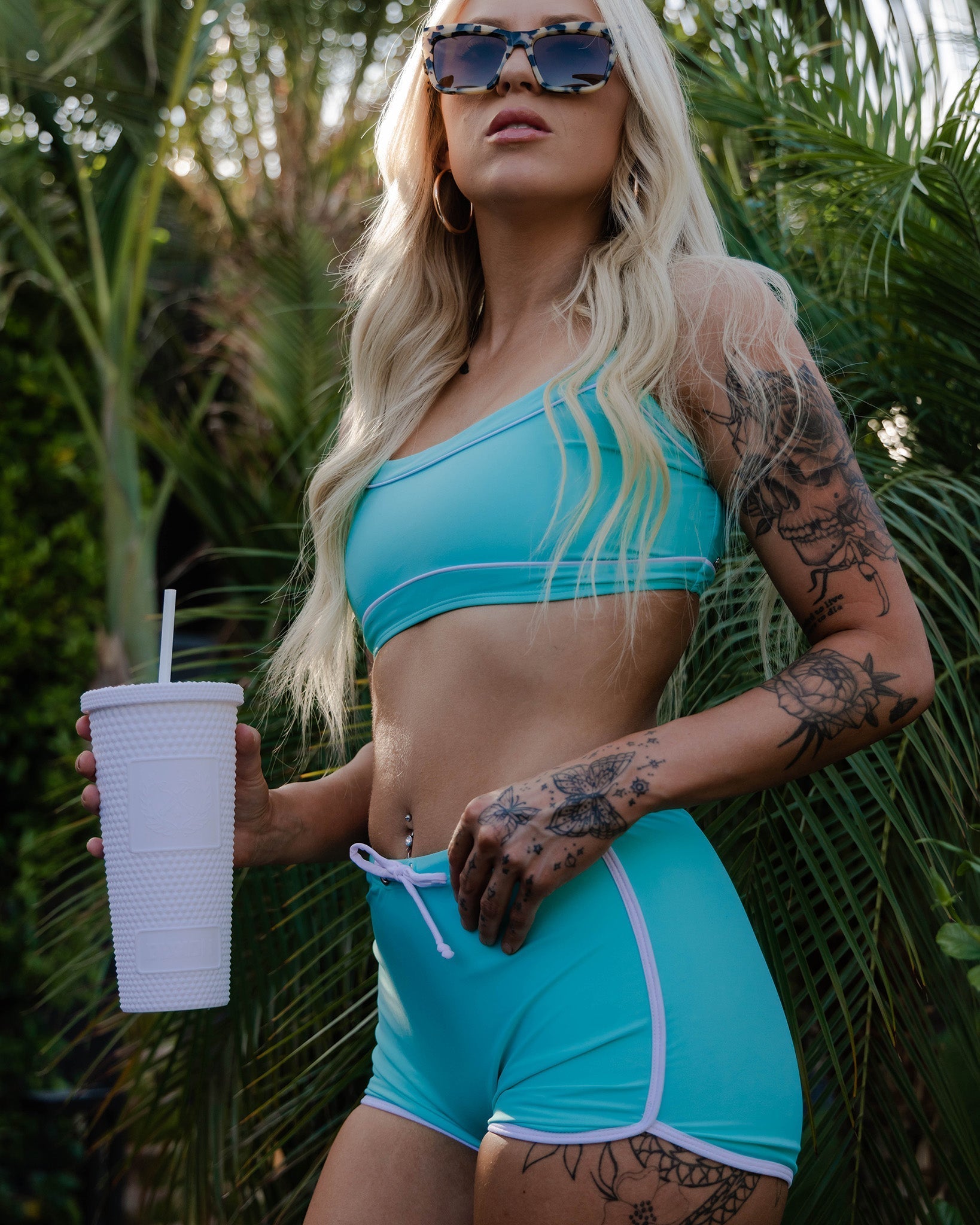 Women's Tiffany & White Coastline Gym-to-Swim Shorts