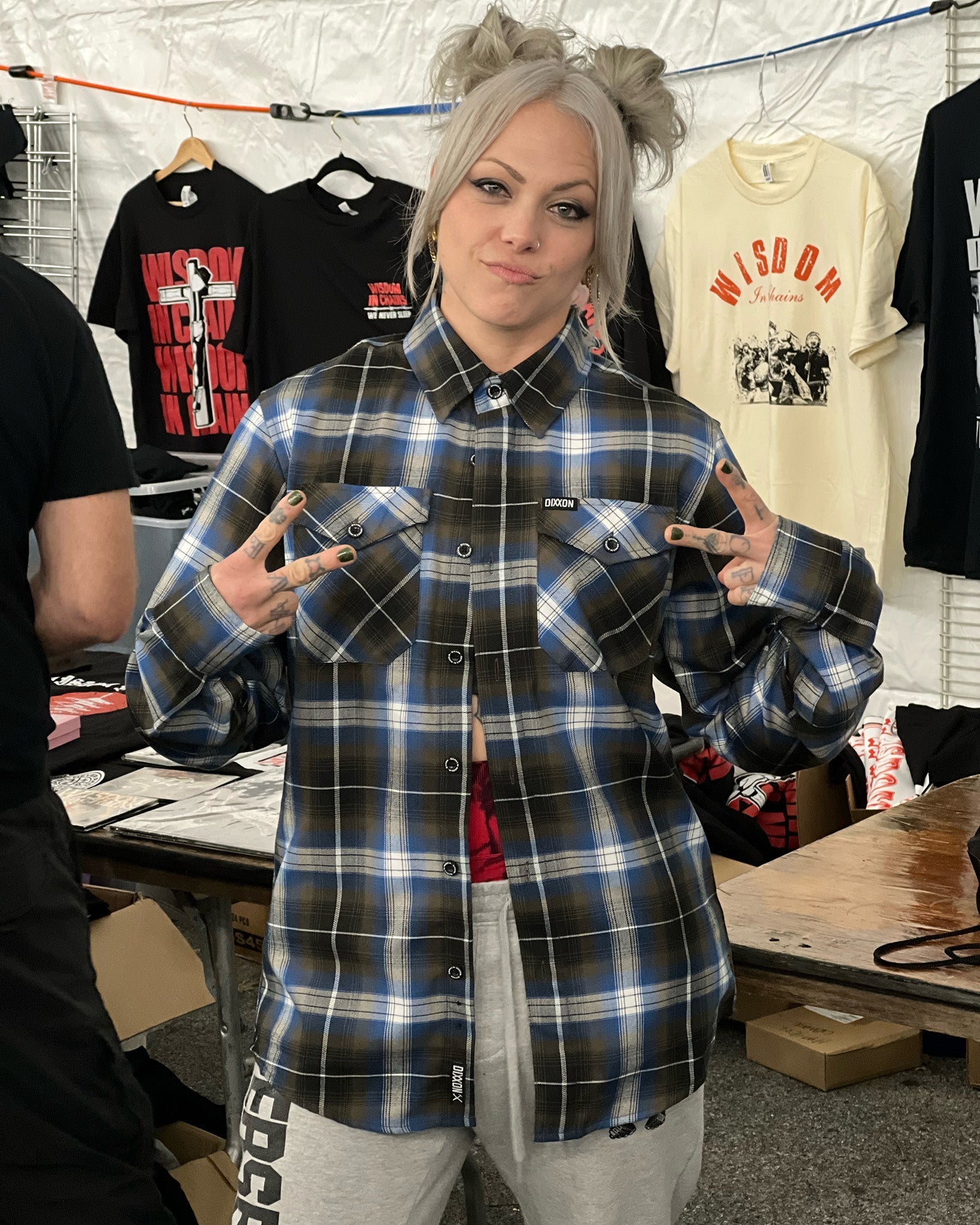 Women's Wisdom in Chains Flannel