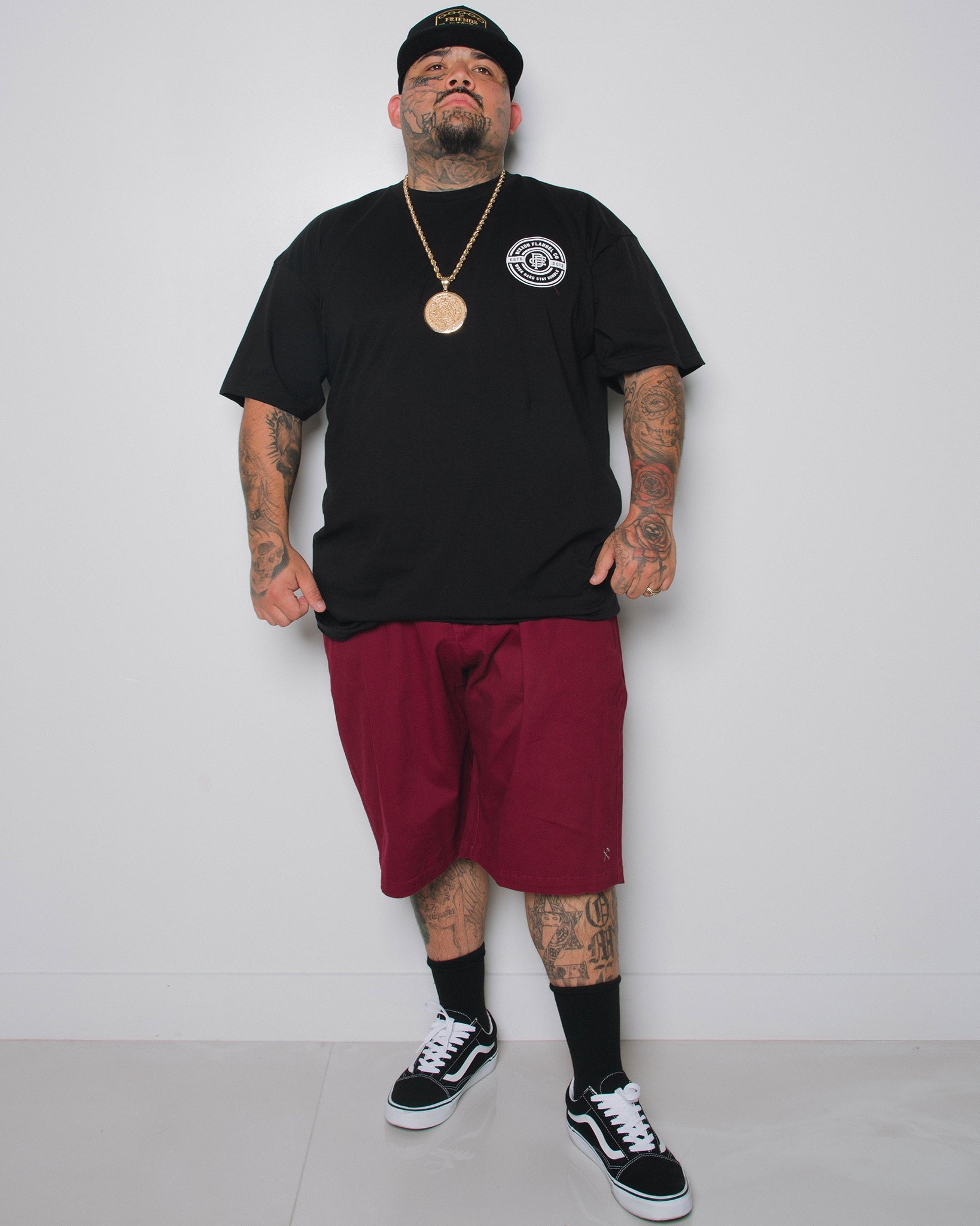 White Work Hard Badge T-Shirt - Black